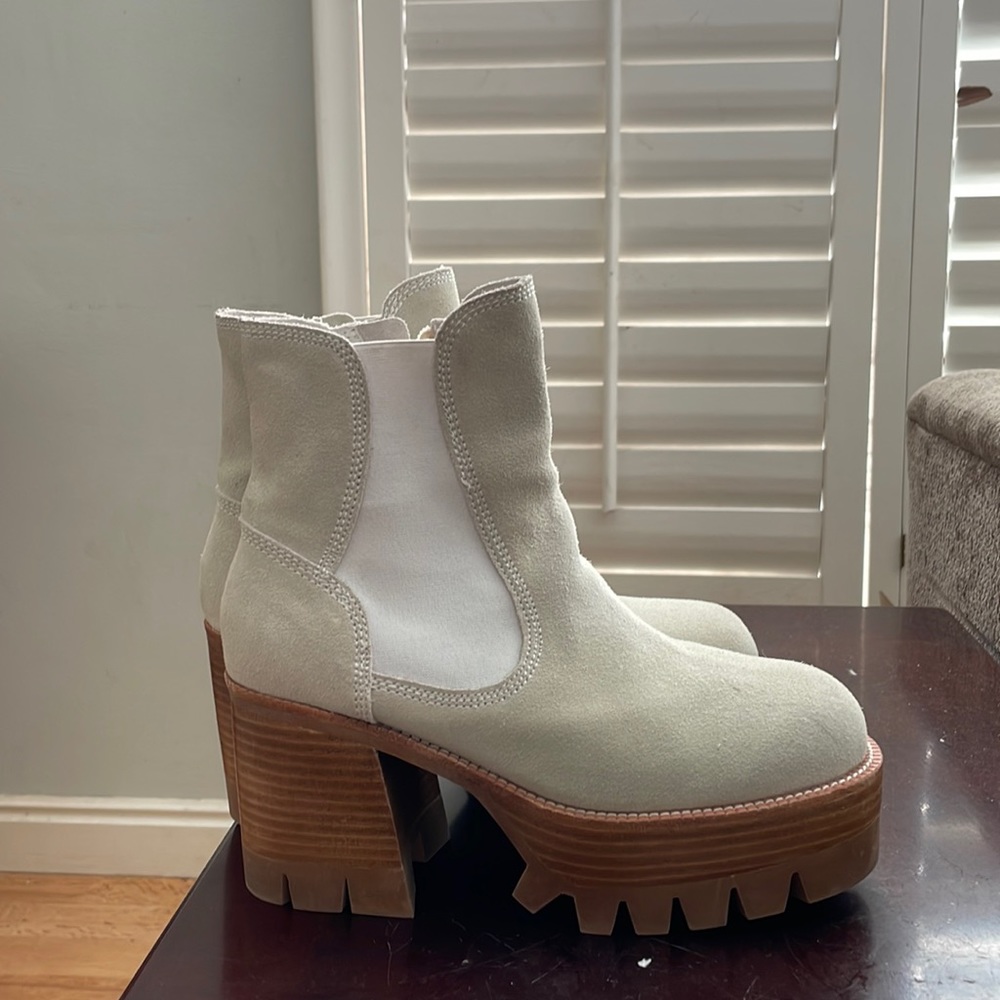 FREE PEOPLE PRESTON PLATFORM JEFFREY CAMPBELL BOOTS!!!